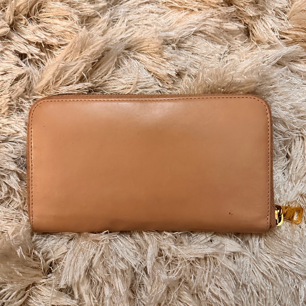 Rare Prada Tan Leather Wallet with Yellow and Cream Bow - w/ COA - Picture 2 of 8